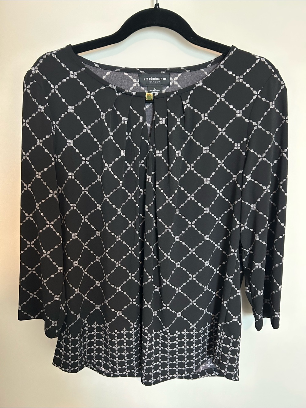 Liz Claiborne Career Black and White Chain Link Print Top